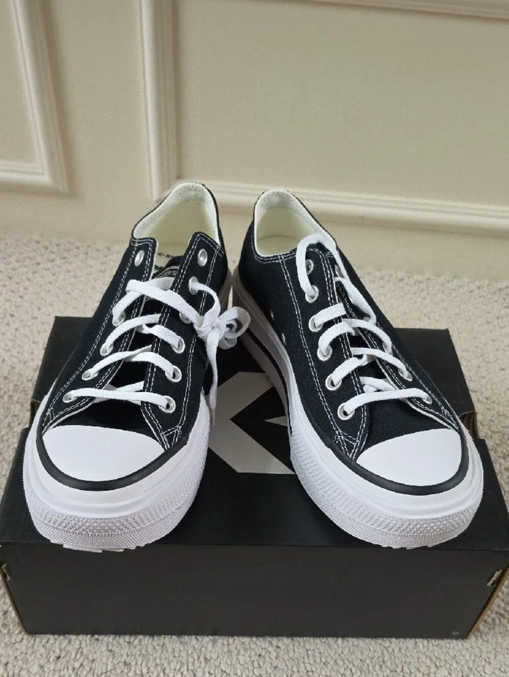 Converse Black and White Low-Top Platform Sneakers